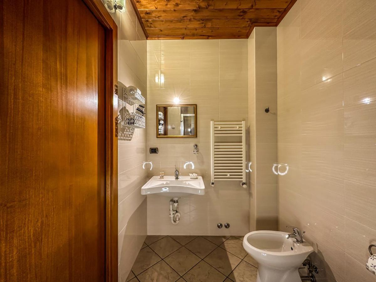B&B Il Leccio อัลเบโรเบลโล ภายนอก รูปภาพ