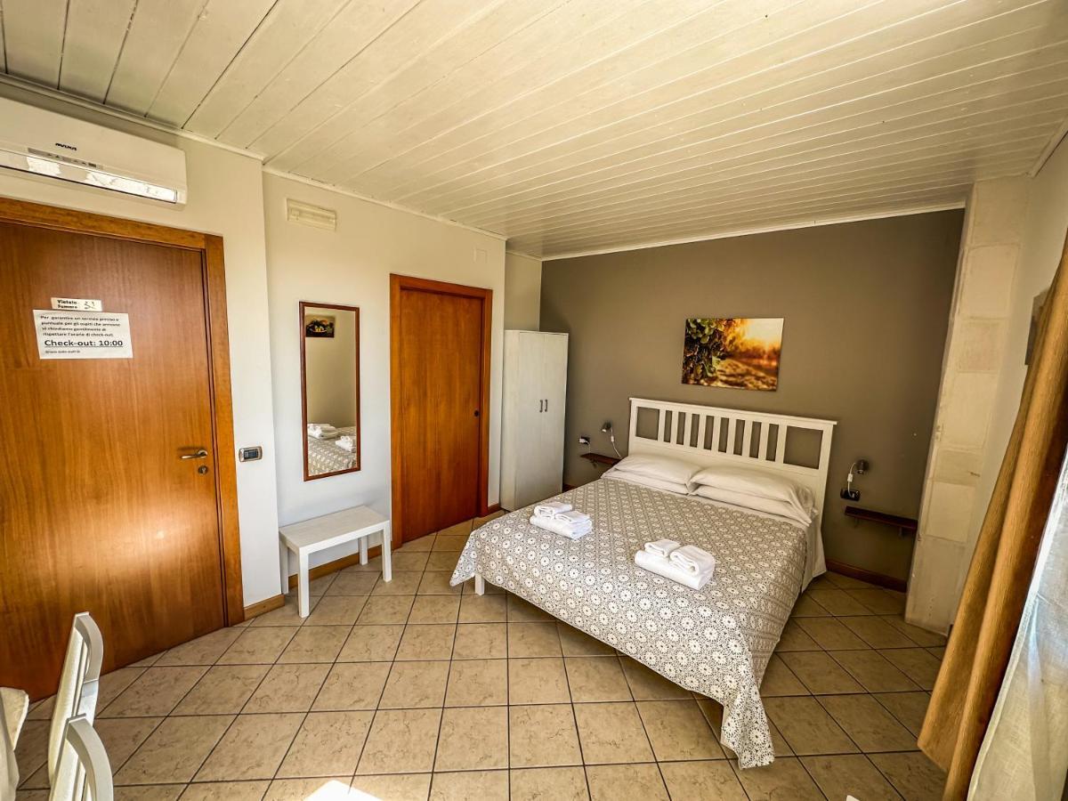 B&B Il Leccio อัลเบโรเบลโล ภายนอก รูปภาพ