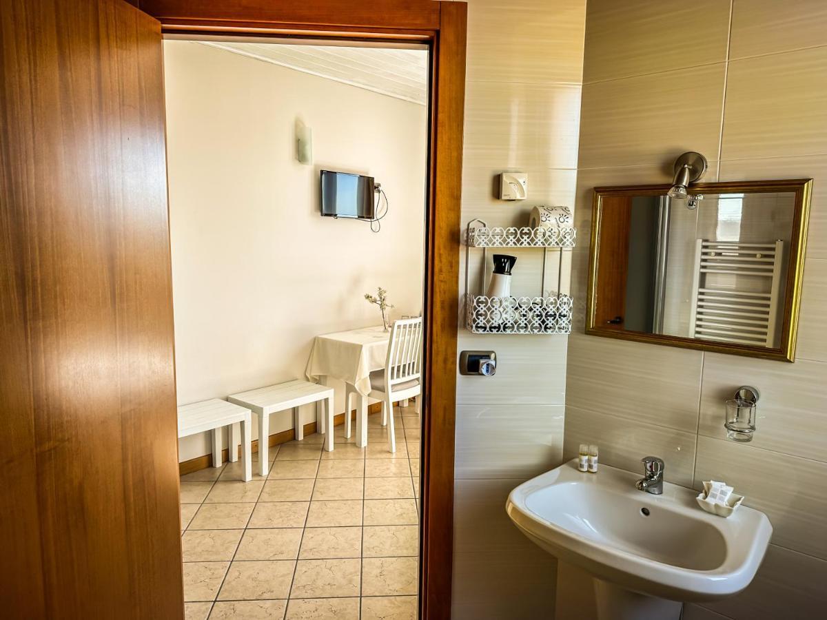 B&B Il Leccio อัลเบโรเบลโล ภายนอก รูปภาพ